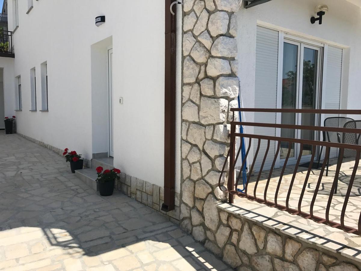 Apartman Irena 德拉马利 外观 照片